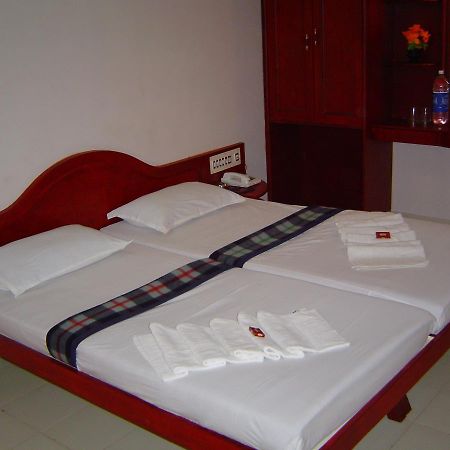 Hotel Yercaud International Exterior photo